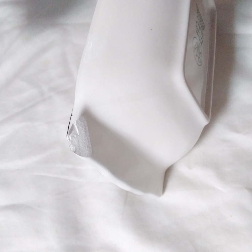 Green and Cream Pesto Sauce Dish - Picture 5 of 11